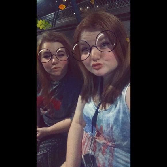 Meet your Posher, Anita - Picture 1 of 1